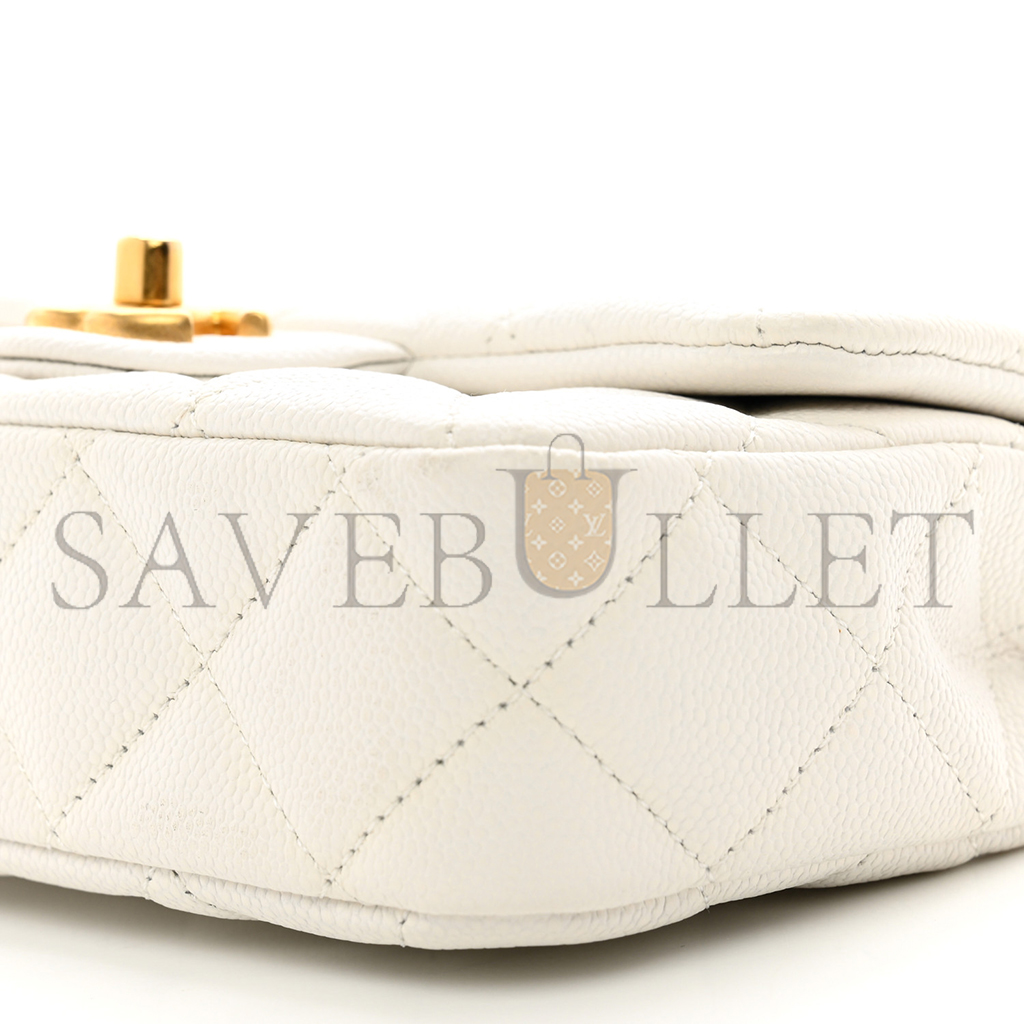 Ch*el master heart buckle flap bag white medium (20*14*8cm)
